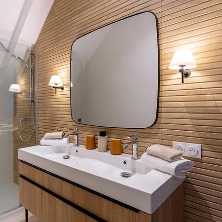 Goarem Louzet Villa *